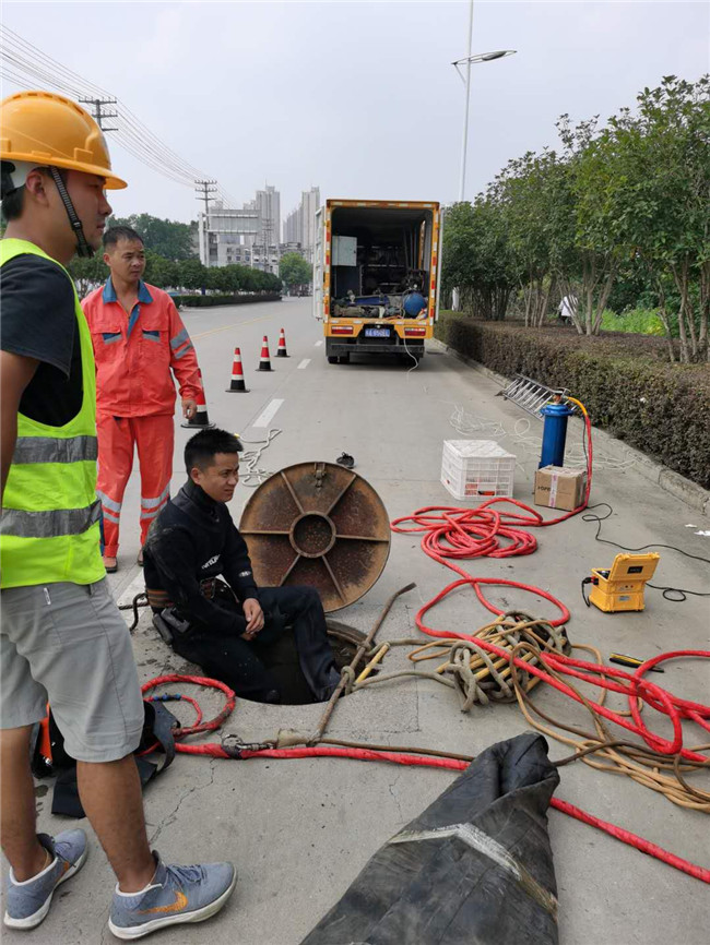 凤翔翻衬法管道修复技术主要工序